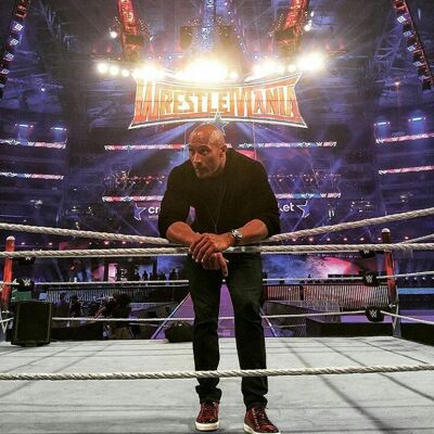 The Rock sur le ring de WrestleMania